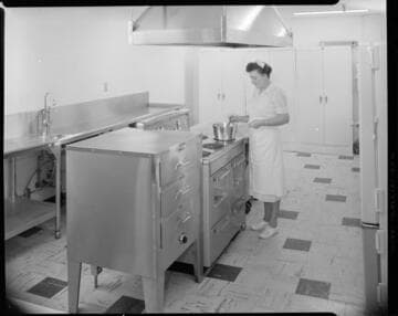 Commercial kitchen