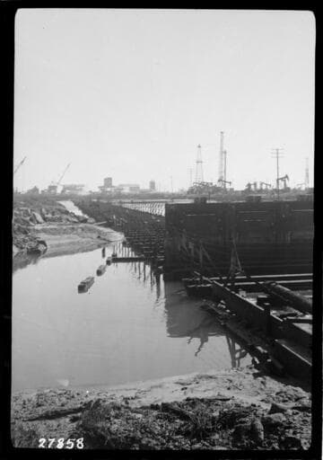 Long Beach Steam Station - Discharge Conduit