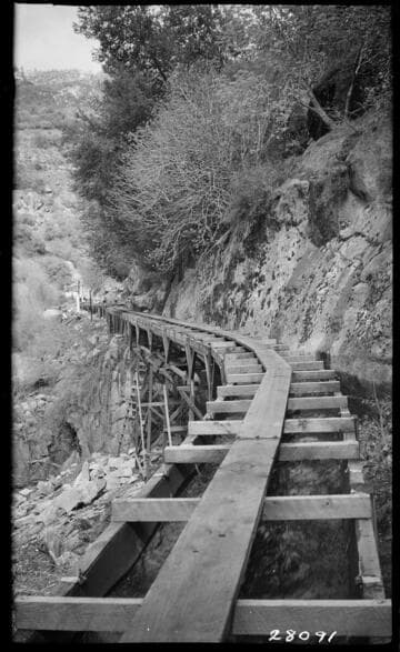 Kaweah #1 - Typical section of flume