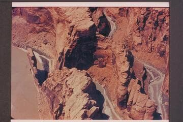 Mouth of Wahweap Creek.  Approximate gauge:  31,000 cfs