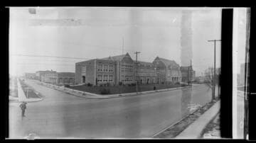 John Muir Junior High School, 5929 South Vermont, Los Angeles. December 19, 1924