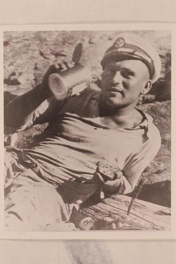 Buzz Holmstrom at lunch.  A favorite of his liking