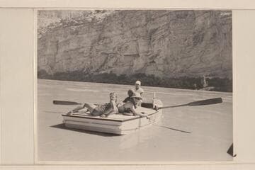 Nevills at the oars of the "WEN", one of his first "Cataract Boats".  Joan Nevills and Ros Johnson are on the stern while Al Milotte sits forward