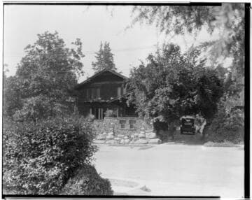 Exterior view of Craftsman style house, 400 Arroyo Terrace, Pasadena. 1925